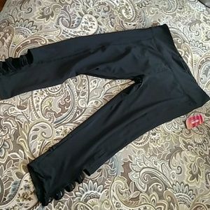 Athletic/ yoga pants